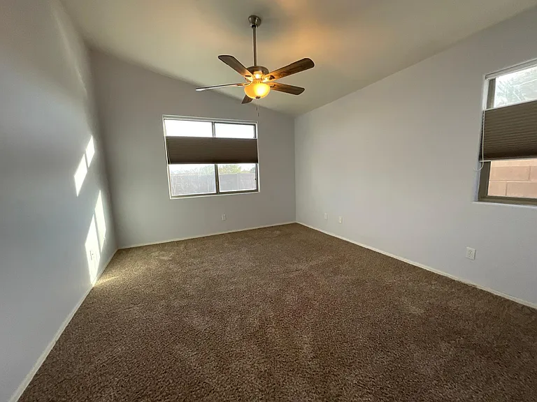 10434 E Rose Hill St — Photo 13