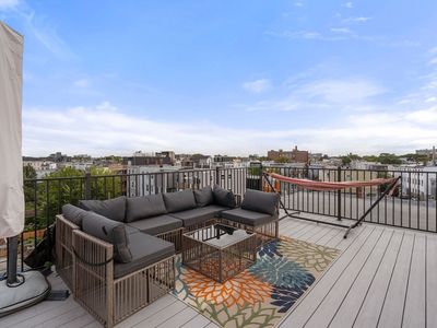 152 Marion St #6L, Boston, MA, 02128