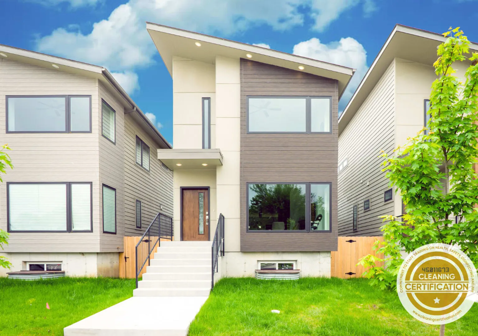 Beautiful Modern 3BR in the Grove — Photo 1