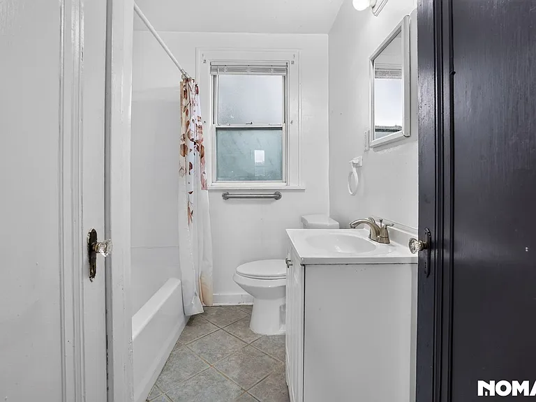 523 Ridge Ave — Photo 33