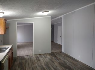 525 Continental Cir #525, Davison, MI 48423