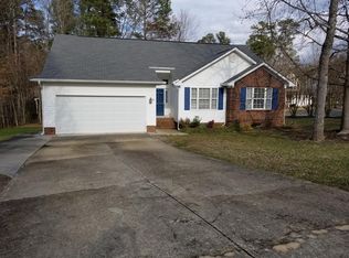 100 Bedbrook Ct, Cary, NC 27519