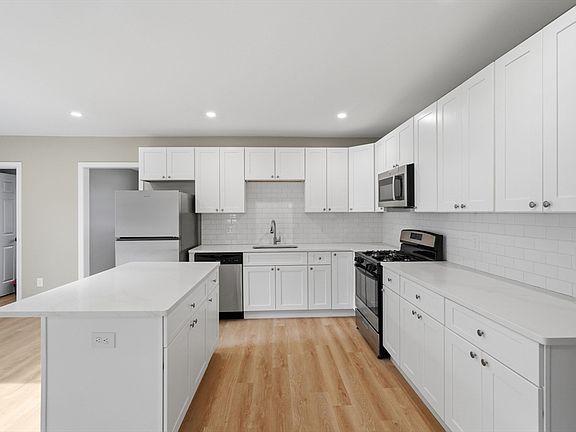 5th image of 22 Demers St #2