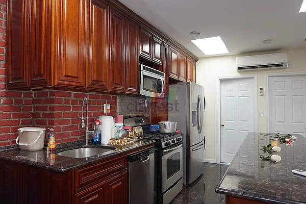 Rented by Citi Nest Group LLC | media 3