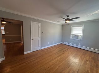 8705 Plymouth St #4, Silver Spring, MD 20901