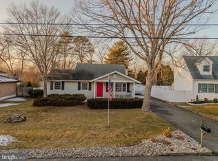 1038 White Cap Ave, Manahawkin, NJ 08050