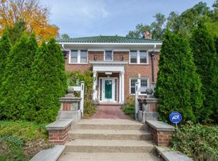 511 Marquette Ave, South Bend, IN 46617