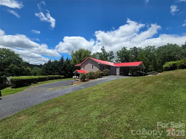 41 Vista Dr, Clyde, NC 28721