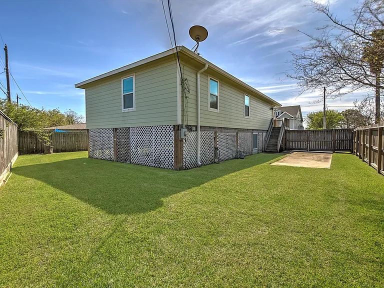 1618 Bayou Shore Dr — Photo 45