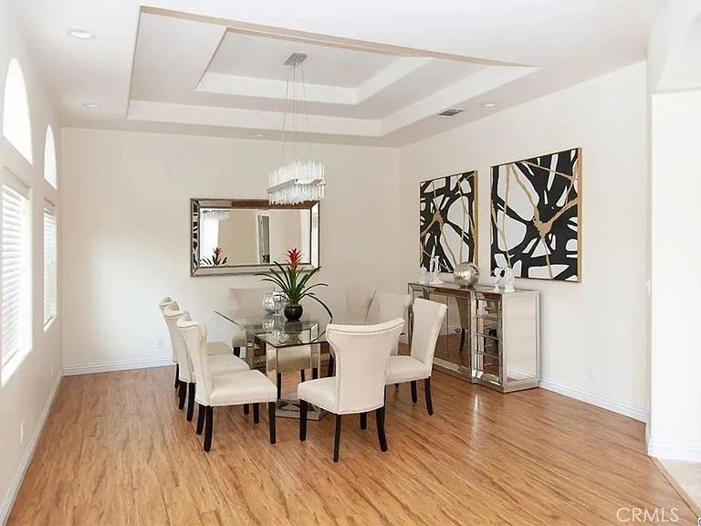 10062 Valley Circle Blvd — Photo 19