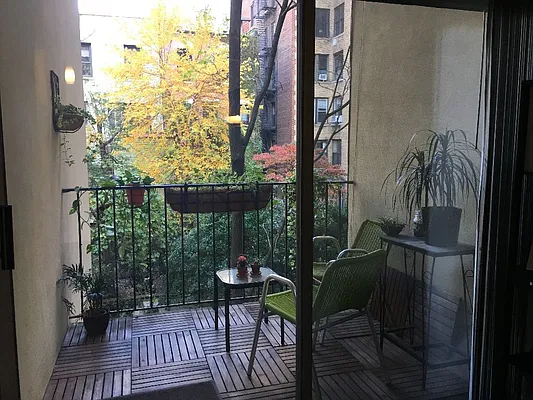 Rented by Level Group | media 17