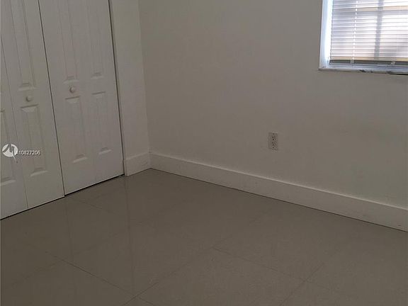 4th image of 9711 Fontainebleau Blvd #D201