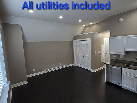 2nd image of 4513 Hilltop Dr