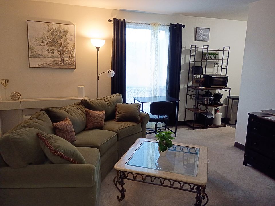 1st image of 3520 Washington Ave #304