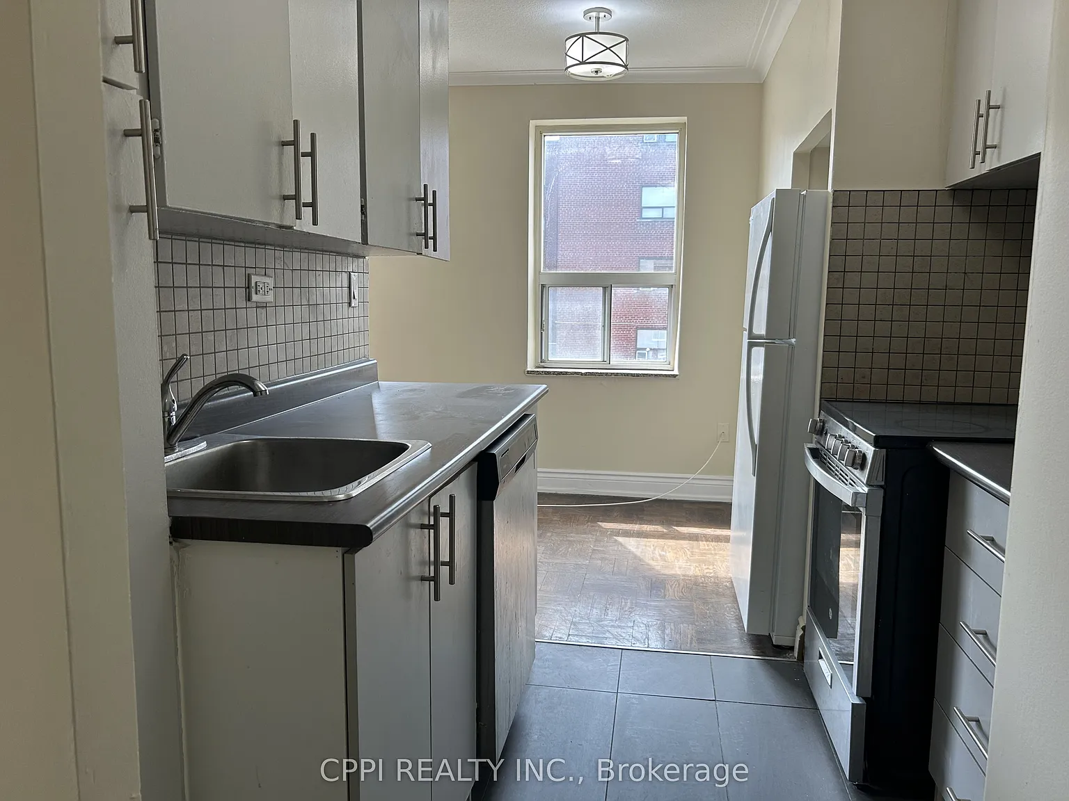 1 bed, $1,699 — Photo 4
