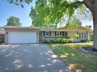 235 W Lawrence St, Illiopolis, IL 62539