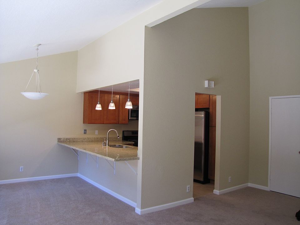 1st image of 1474 Woodgrove Sq
