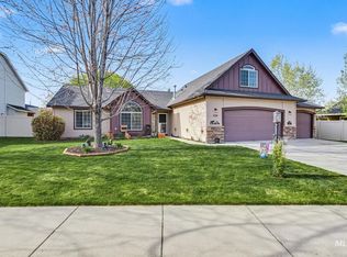 2221 W Crenshaw St, Kuna, ID 83634
