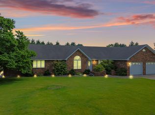 6871 W 1350 N, Demotte, IN 46310