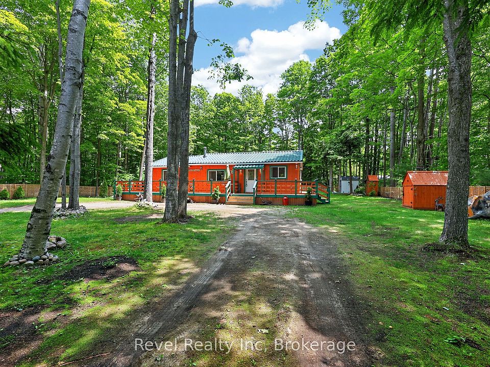 1st image of 49 Wolfe Trl