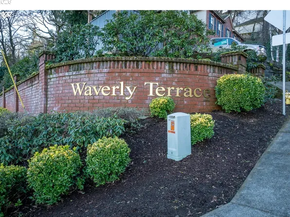 1686 SE McBrod Ave, Milwaukie, OR 97222