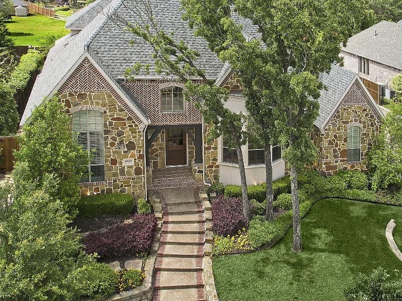 1st image of 4909 Glenshire Dr