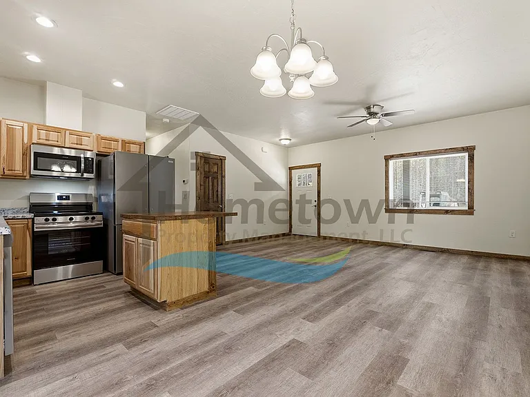 105 Burnt Tree Ln — Photo 5