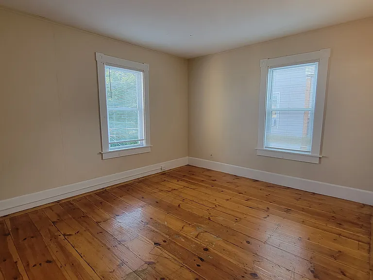 416 Cedar St — Photo 8