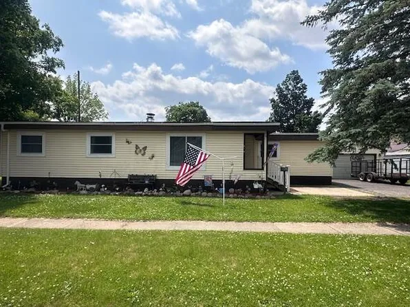 216 Fremont St, Bronson, MI 49028
