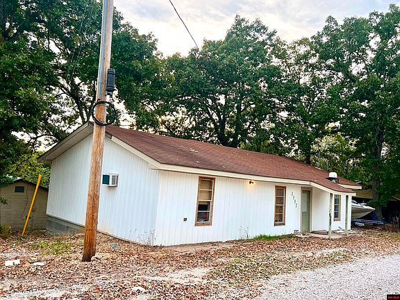 3rd image of 1552 County Road 47