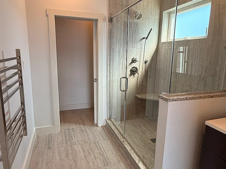 4709 Hatfield St — Photo 3
