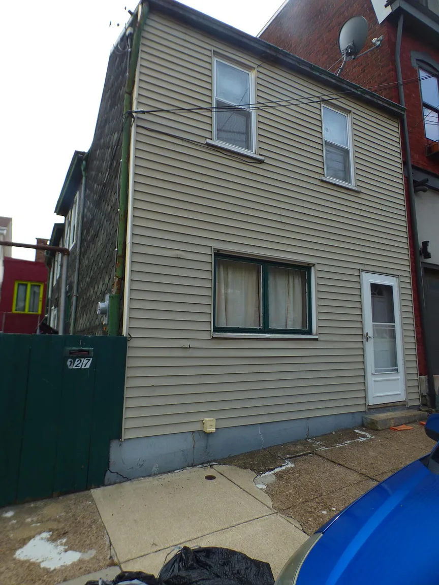 127 S 12th St photo 1