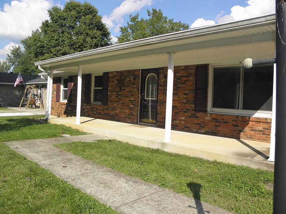 1st image of 132 Meadowbrook Dr