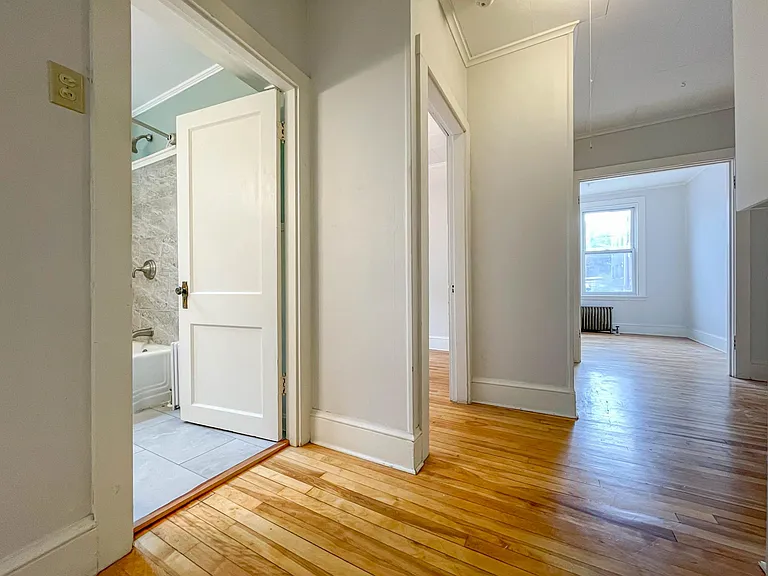 91 Saint Lawrence St #1 — Photo 10