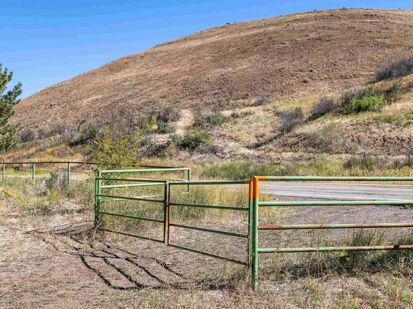3068 Highway 71, Cambridge, ID 83610