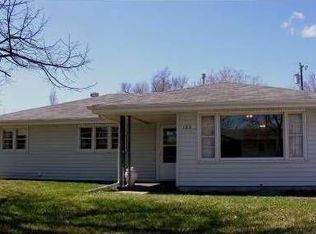 122 Voss Rd, Grand Island, NE 68801