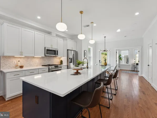 414 Luray Pl NW #1, Washington, DC 20010