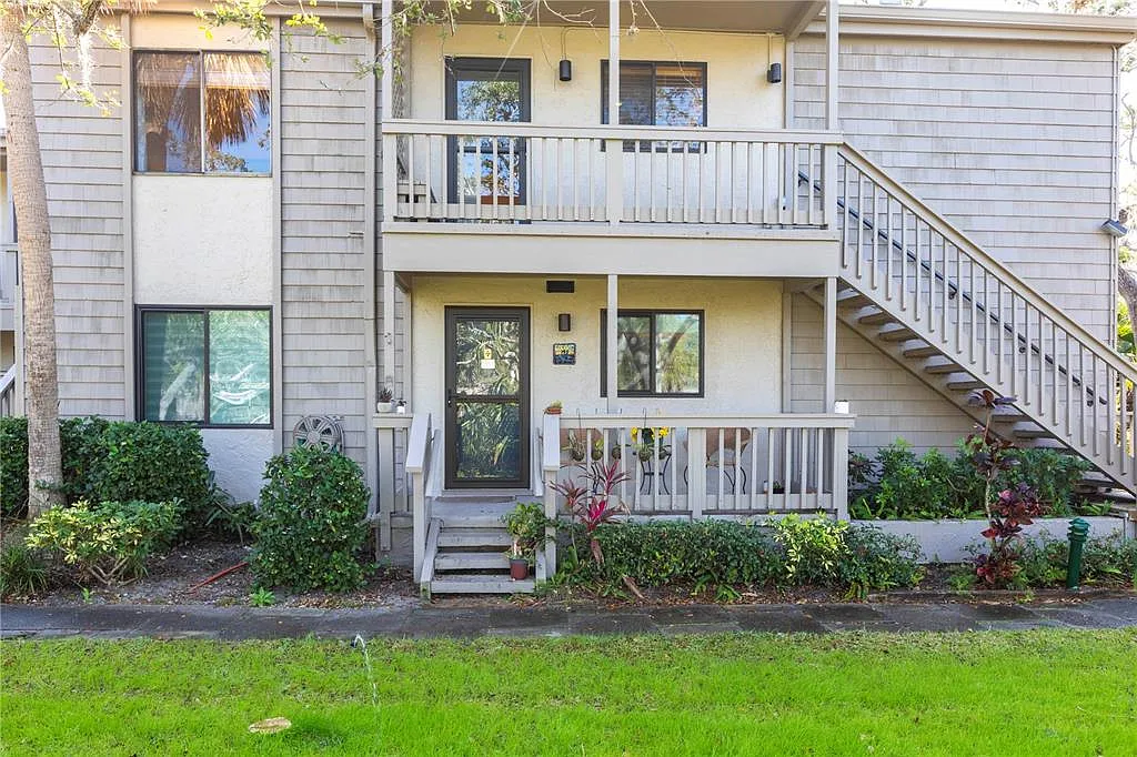 2 bed, 3.0 bath, 1635 sqft, $2,000 — Photo 2