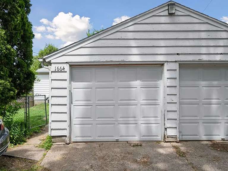 1664 Ford Pkwy #U — Photo 23