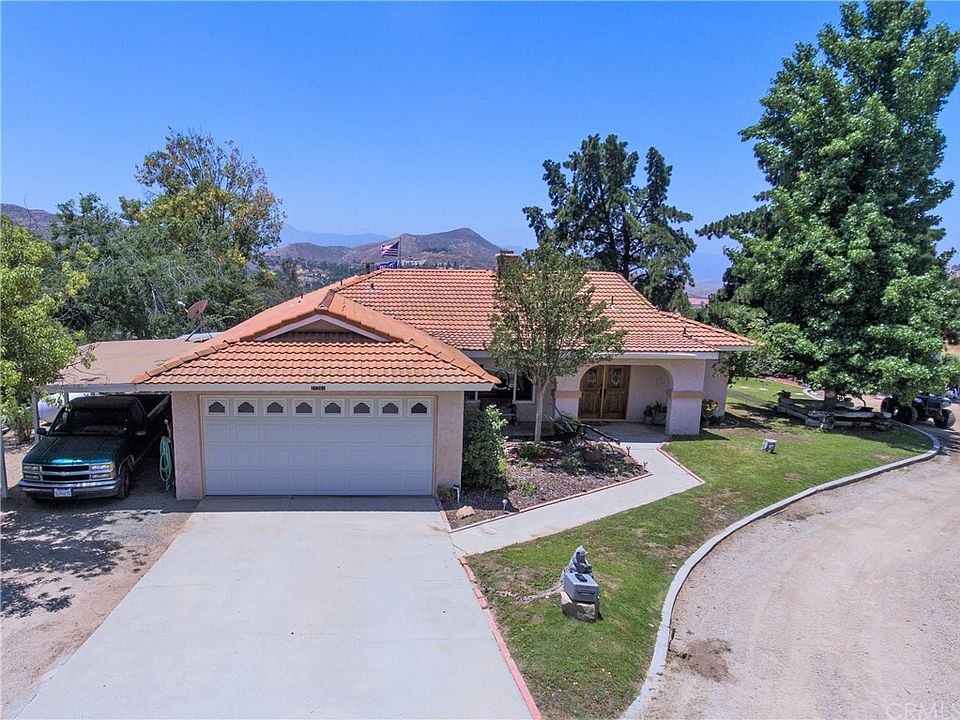 1st image of 21251 Onaknoll Dr