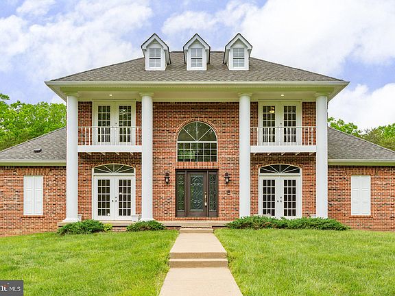 3rd image of 8607 Lee Jackson Cir
