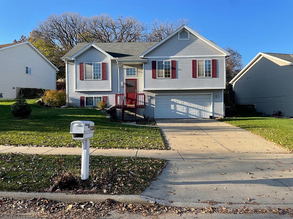 1st image of 1330 Glacier Hill Dr
