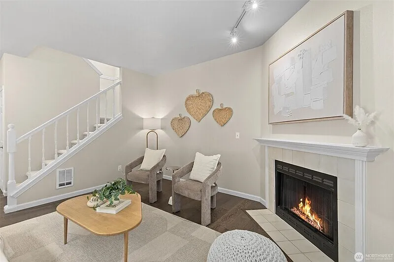 2 bed, 2.5 bath, 1314 sqft, $2,995 — Photo 3