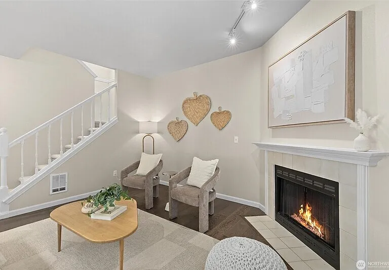 10909 Avondale Rd NE #R170 — Photo 3