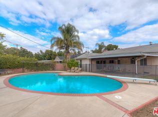 7039 Jumilla Ave, Winnteka, CA 91306