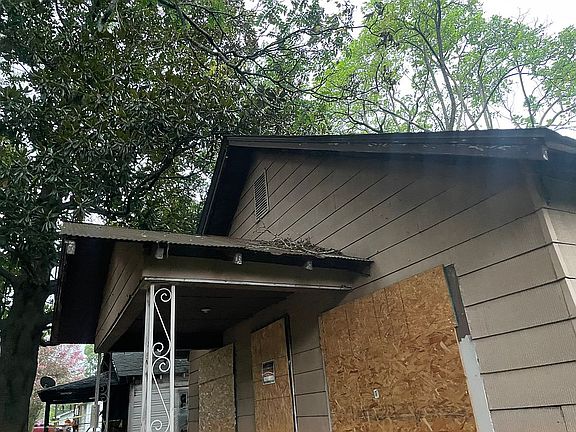 2nd image of 1103 Harner St
