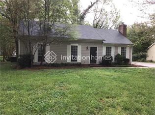 2724 Olde Whitehall Rd, Charlotte, NC 28273