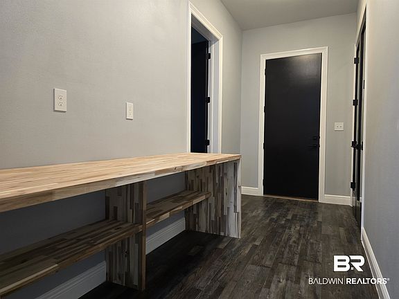 5th image of 15585 Enchantment Ln