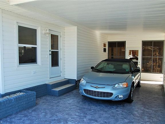 4th image of 519 Hogan Dr