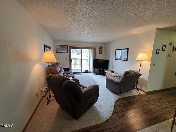 3rd image of 1120 N 12th St APT 16